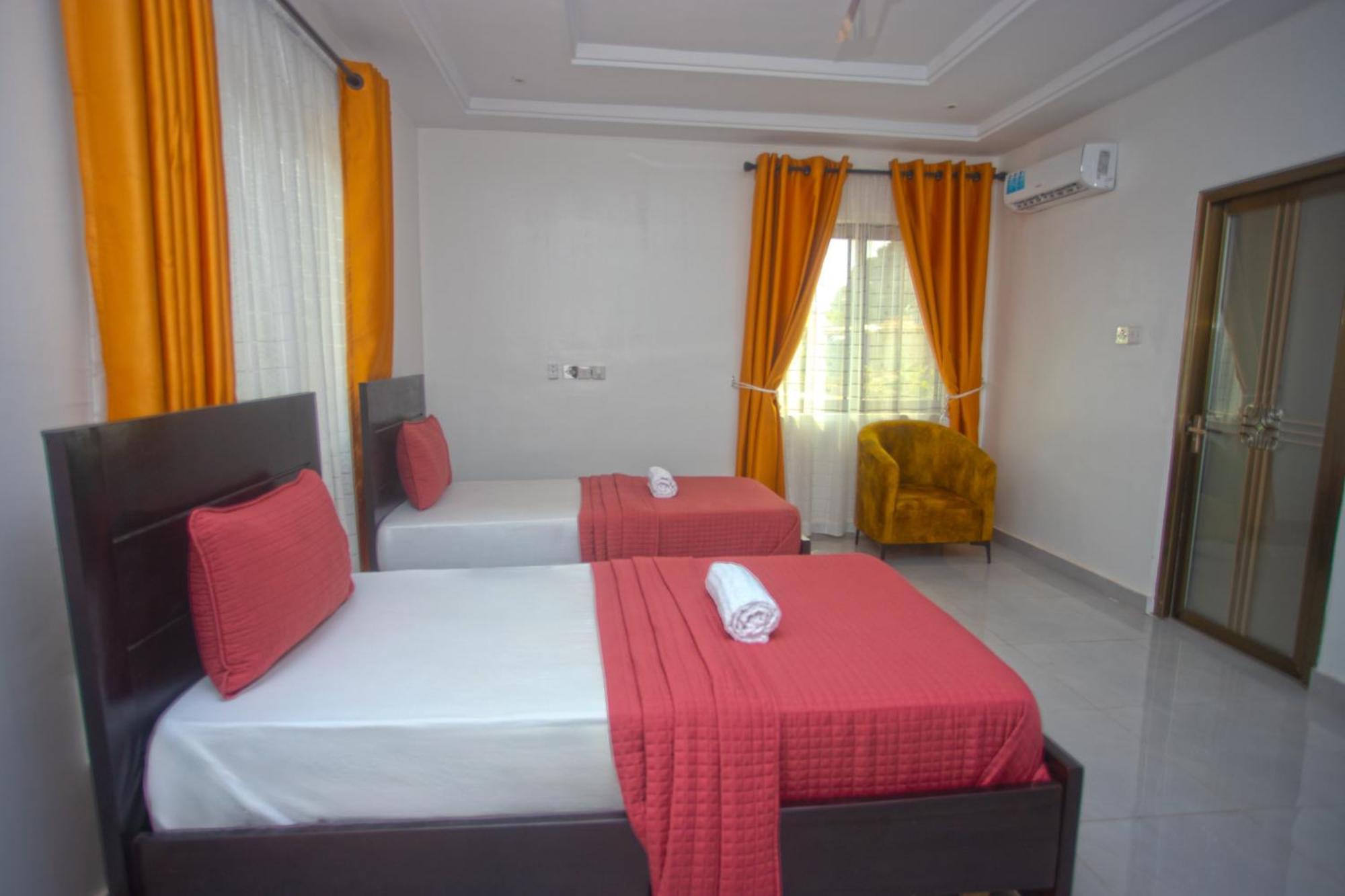 Labev Hotel Kumasi Kültér fotó