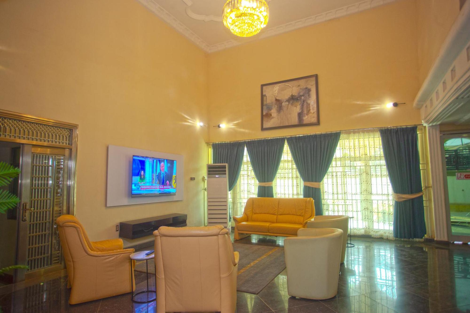 Labev Hotel Kumasi Kültér fotó