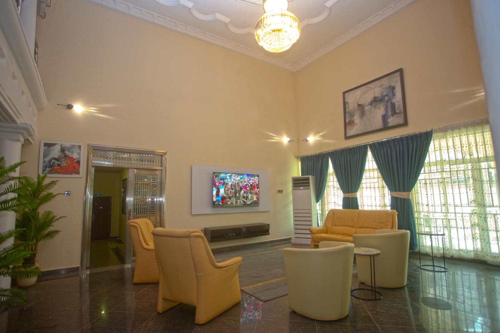 Labev Hotel Kumasi Kültér fotó