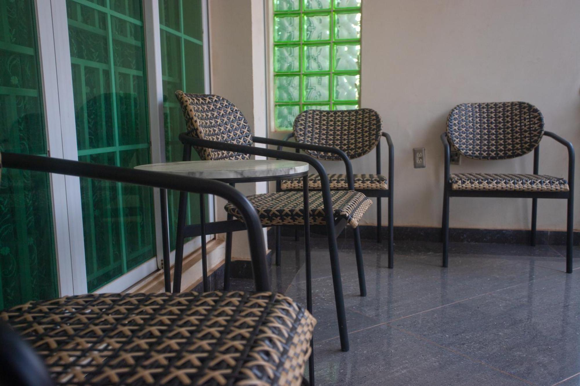 Labev Hotel Kumasi Kültér fotó