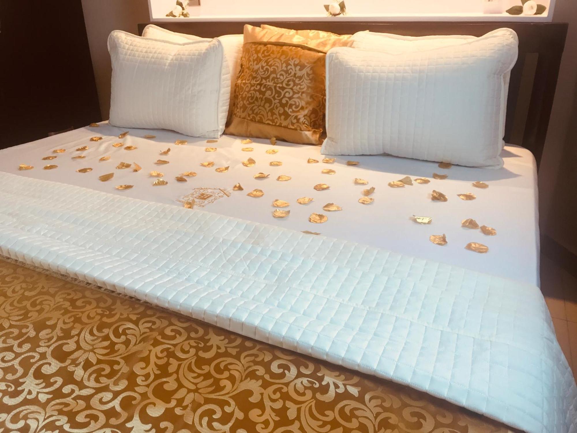 Labev Hotel Kumasi Kültér fotó